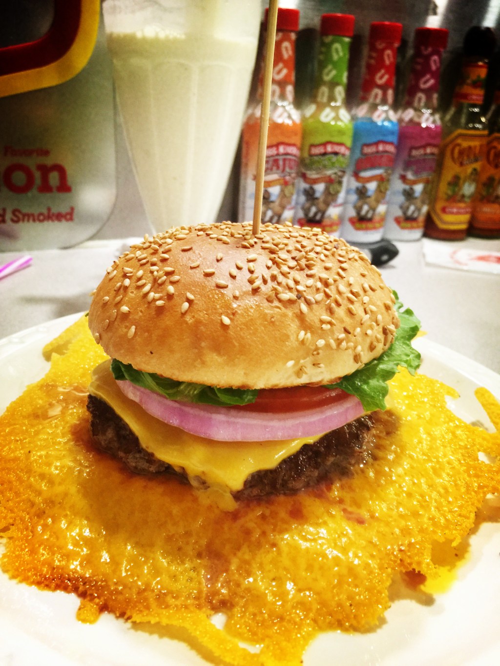 《首爾最有看頭的漢堡！裙子漢堡》