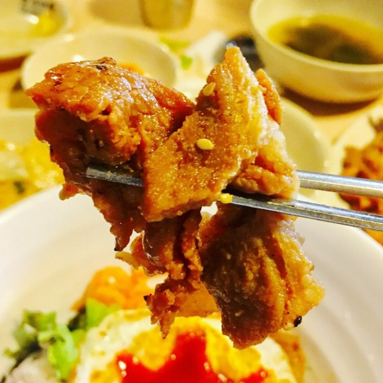 《學生餐頂級享受─麻浦烤肉飯／自助煎蛋》